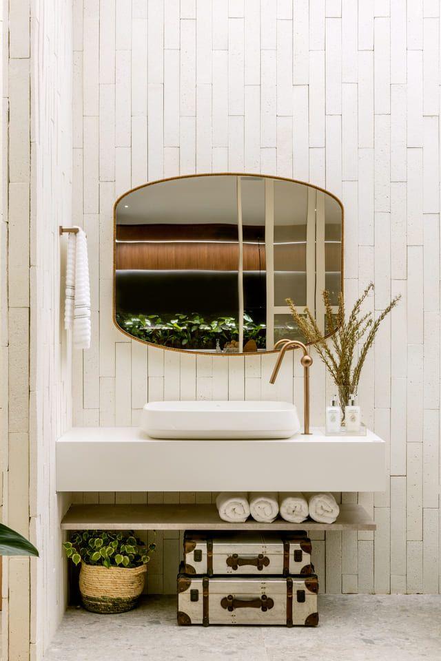 Torneira com sensor para banheiro linha Touchless Deca